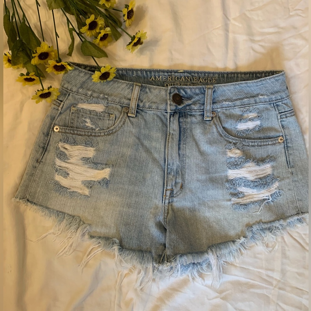 American Eagle Outfitters size 6 denim shorts